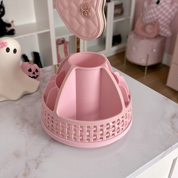 Cosmetic organizer - Picture 2 of 2